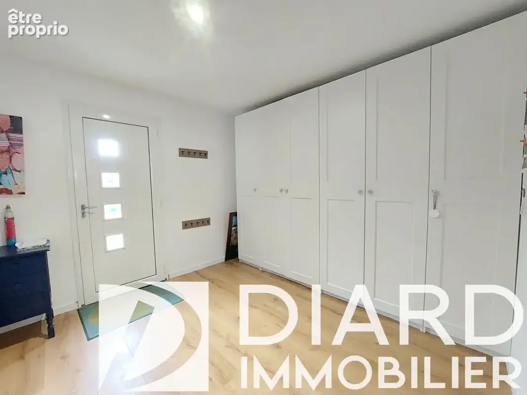 Maison ETRELLES 8 pièces 173 m2 - photo 4