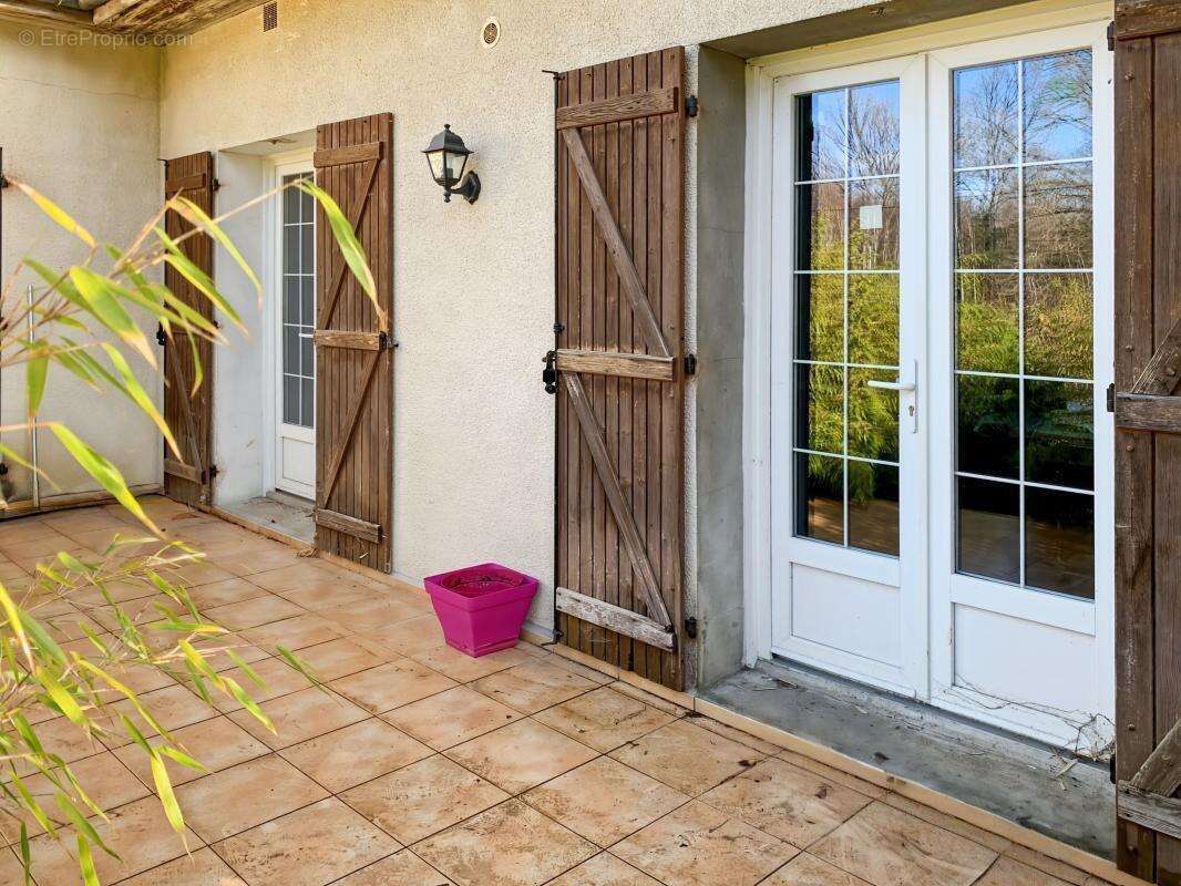 Maison à MENESTREAU-EN-VILLETTE