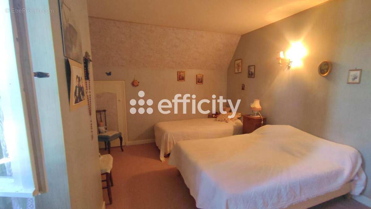 Maison 112 m² à Saint-Bonnet-L'enfantier  - photo 12