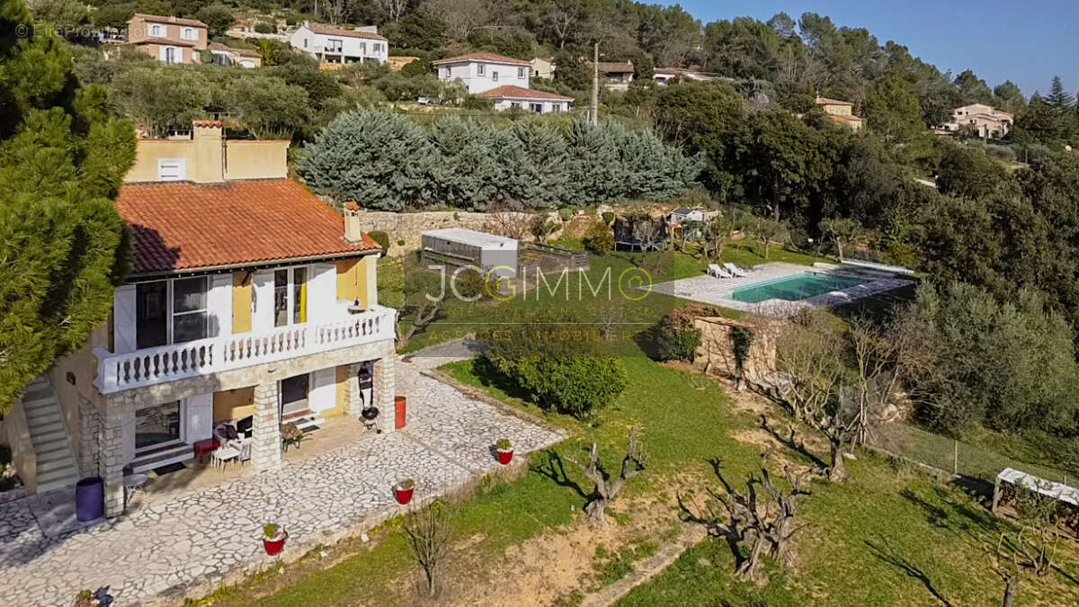 Maison à CAMPS-LA-SOURCE