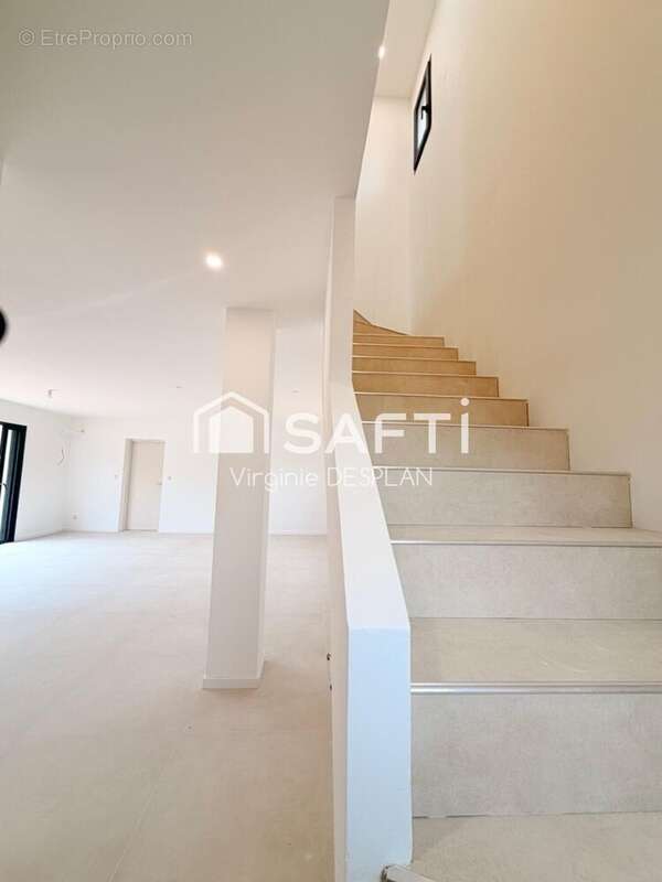 Maison 125 m² à Murles  - photo 2