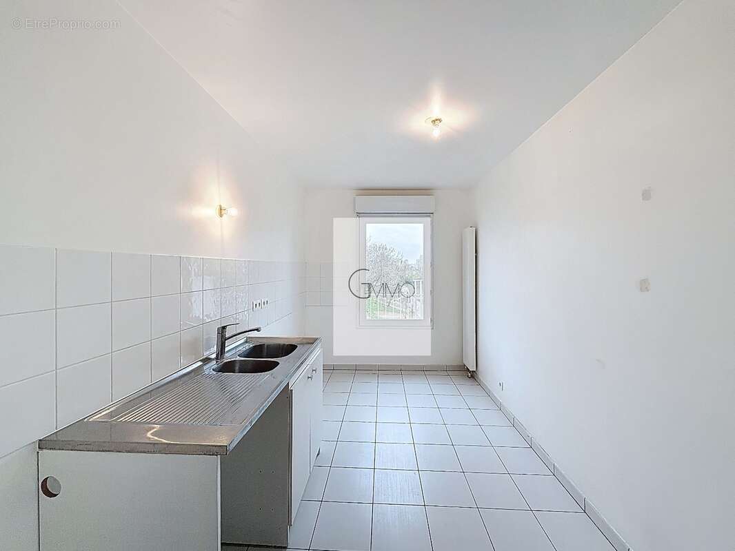 Appartement à L'HAY-LES-ROSES