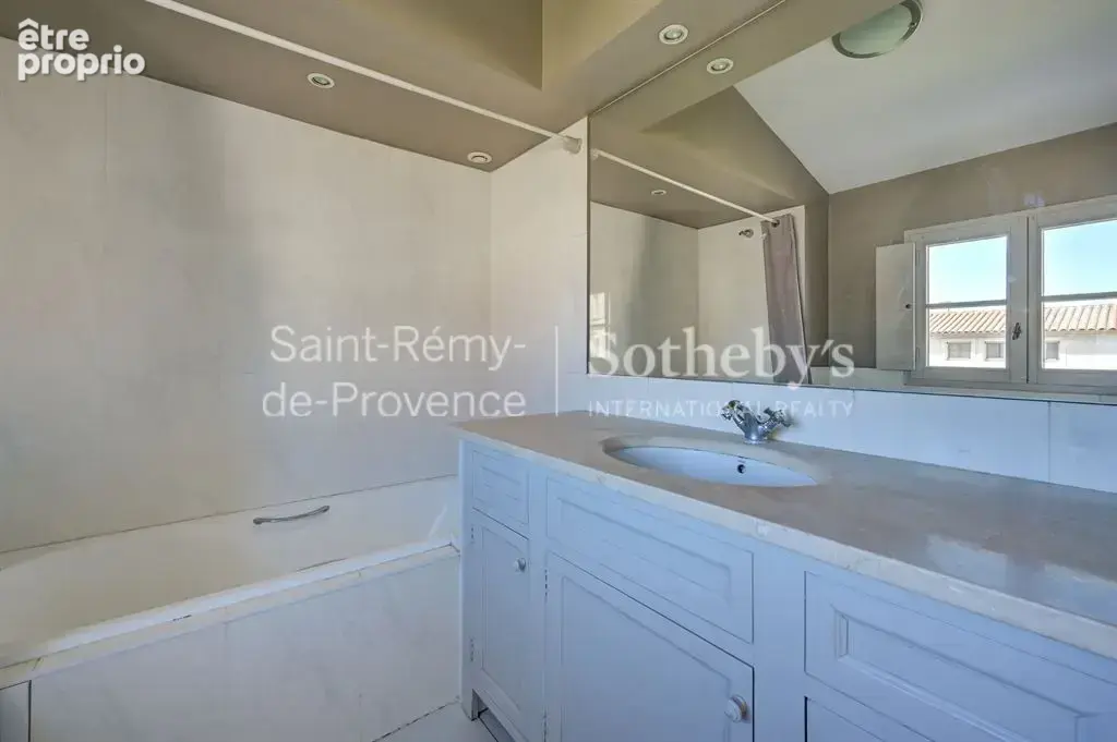 Saint-Rémy-de-Provence – Résidence privée à pied du centre du village - photo 9