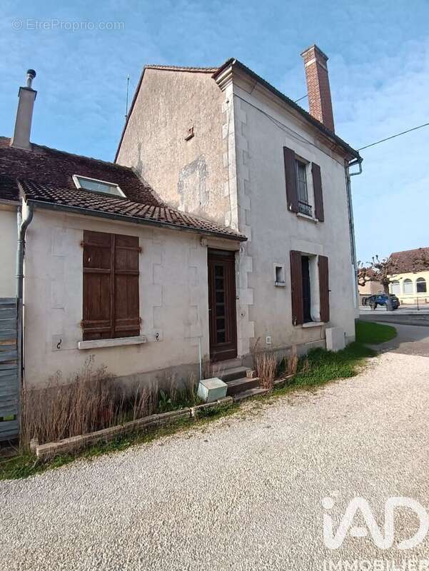 Photo 3 - Maison à CHEMILLY-SUR-YONNE