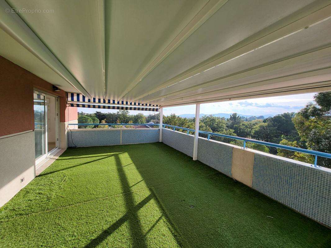 Appartement à FREJUS