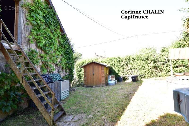 Maison à vendre 4 pièces SORBIER (03) - photo 6