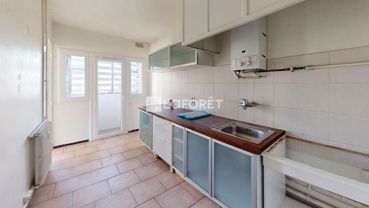 Appartement à SALON-DE-PROVENCE