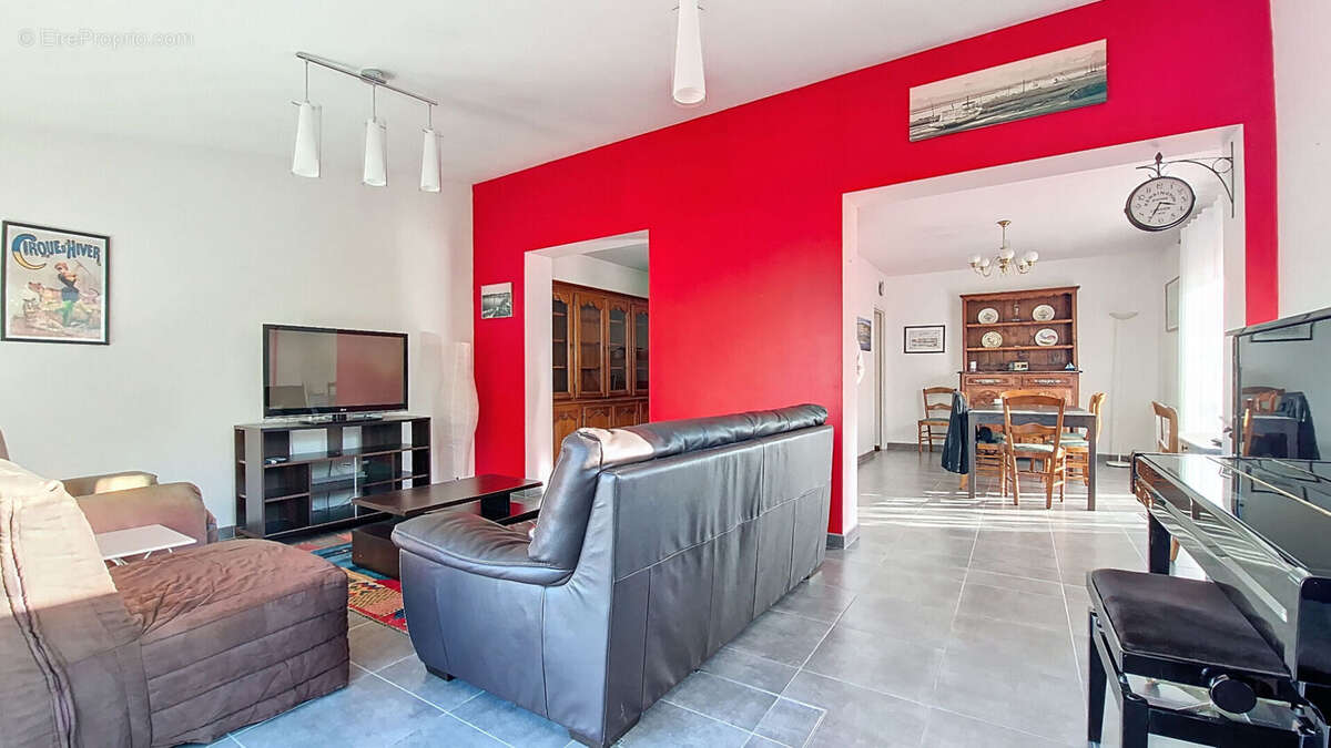 Maison à VILLENAVE-D'ORNON