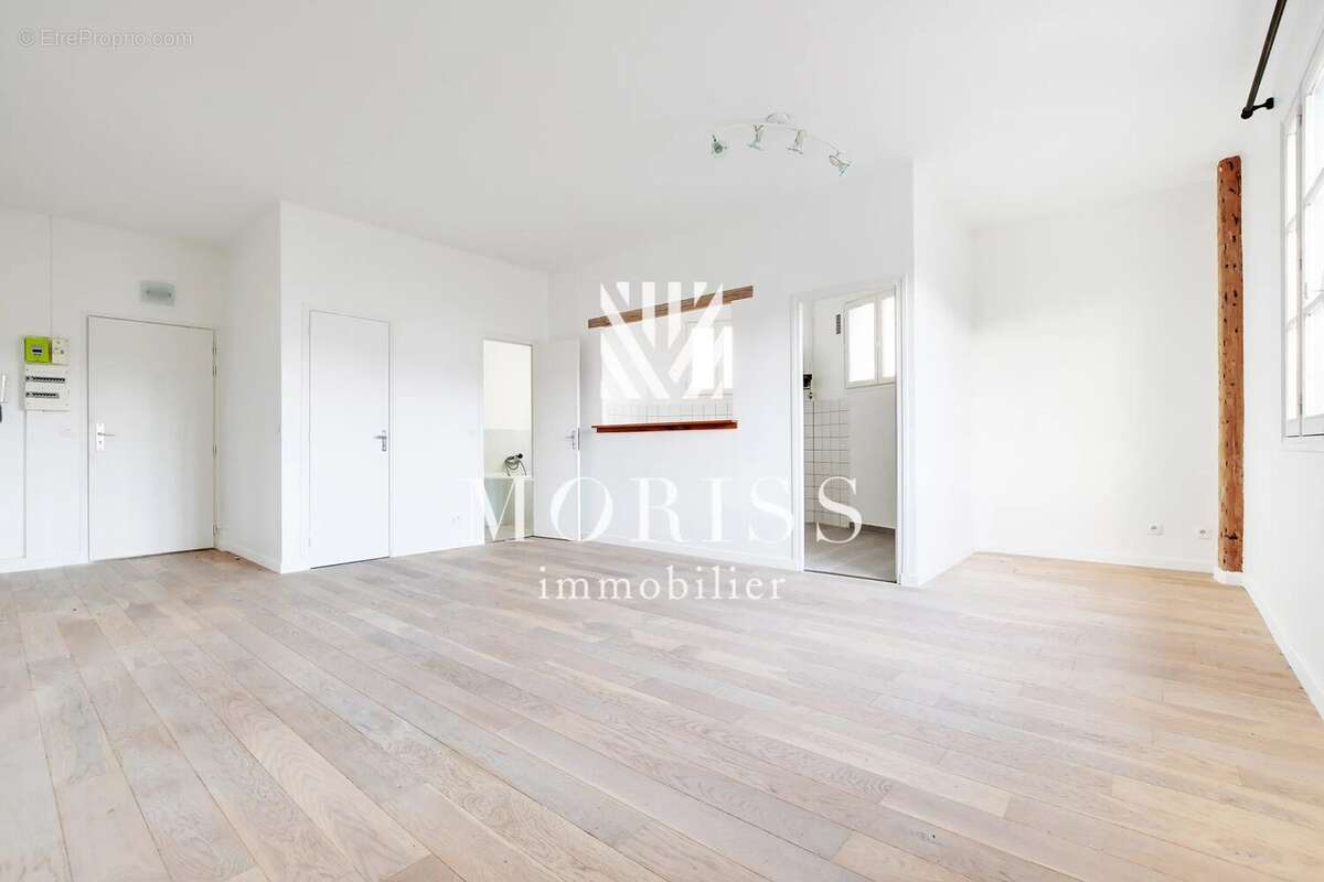 Appartement à PARIS-11E