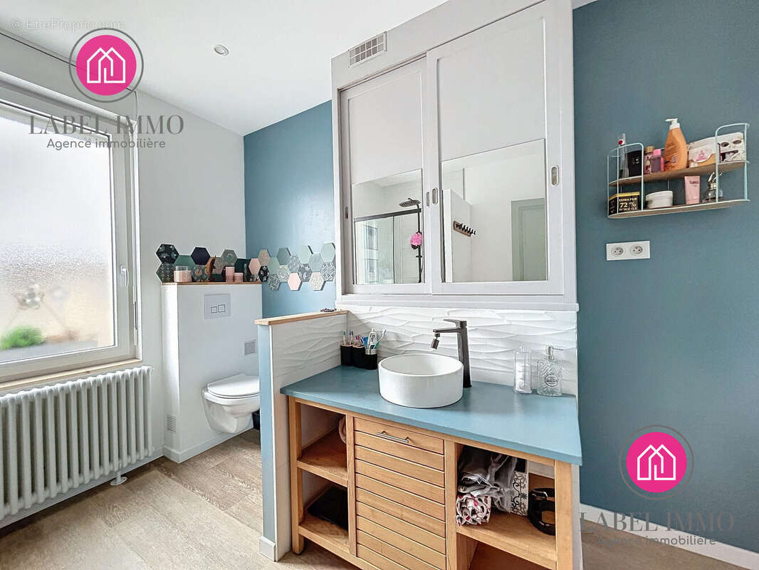 Maison à VIEUX-CONDE