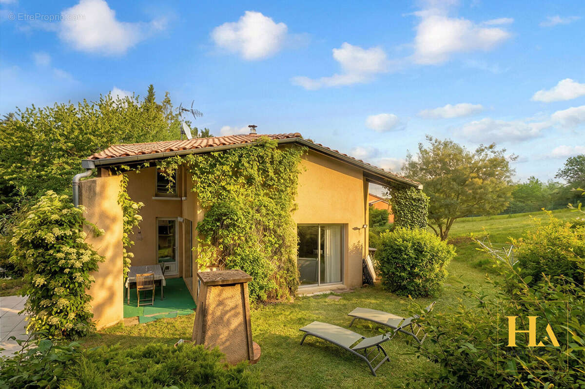 Maison à VIGOULET-AUZIL