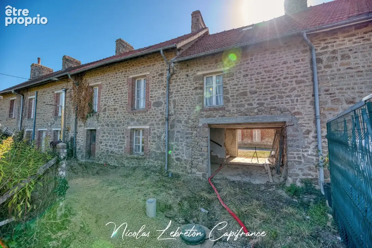 Athis-de-l'orne – maison à rénover avec beau potentiel - photo 3