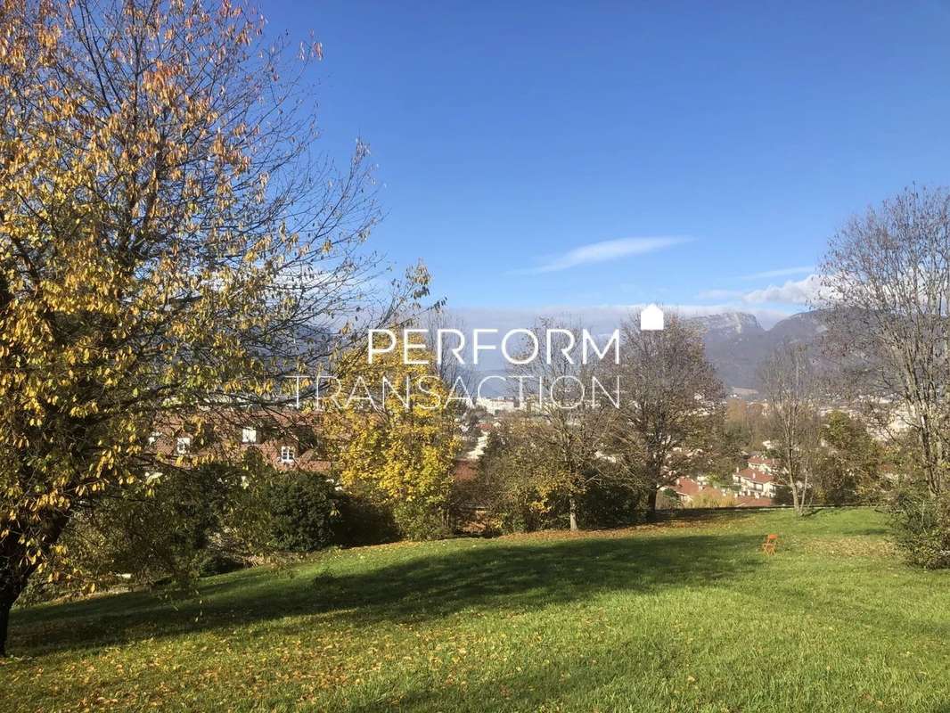 Appartement à POISAT