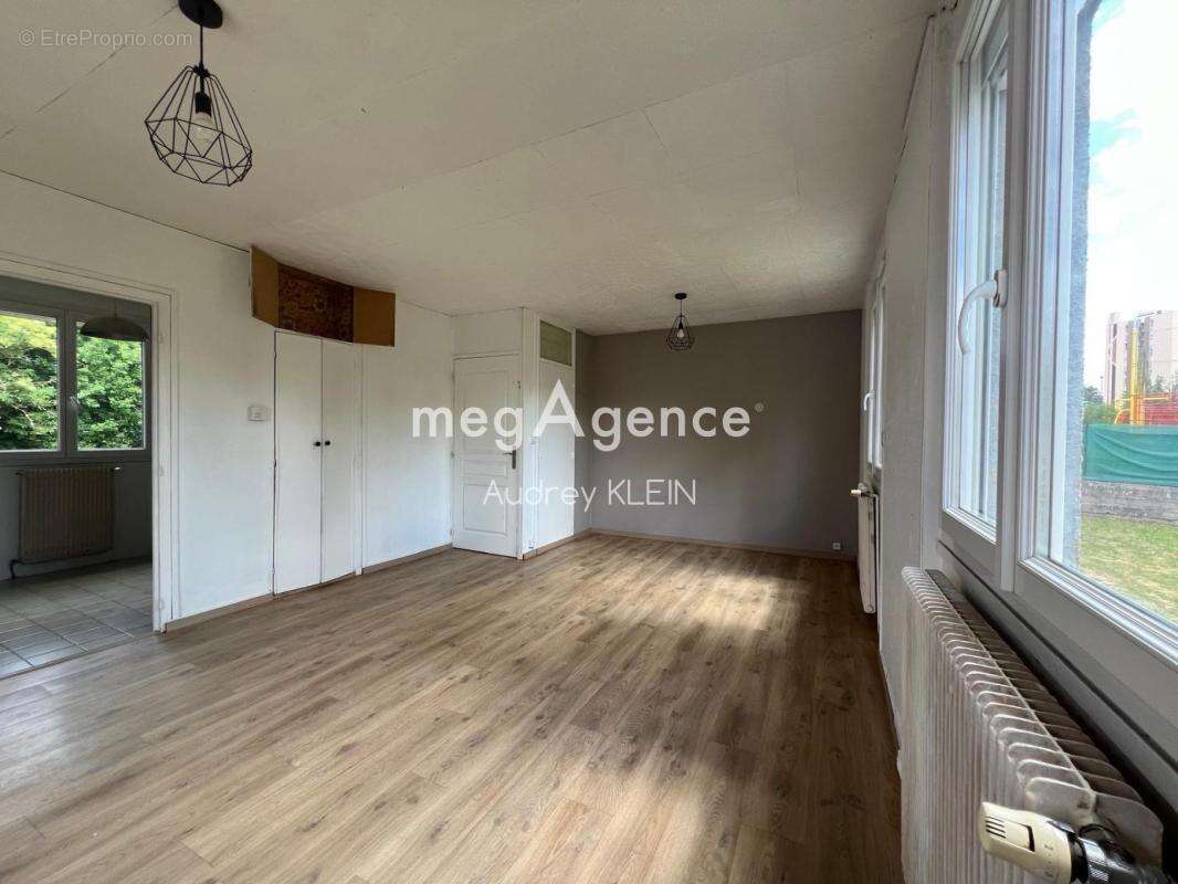 Maison sur sous sol total et son terrain de 671m2 - photo 11