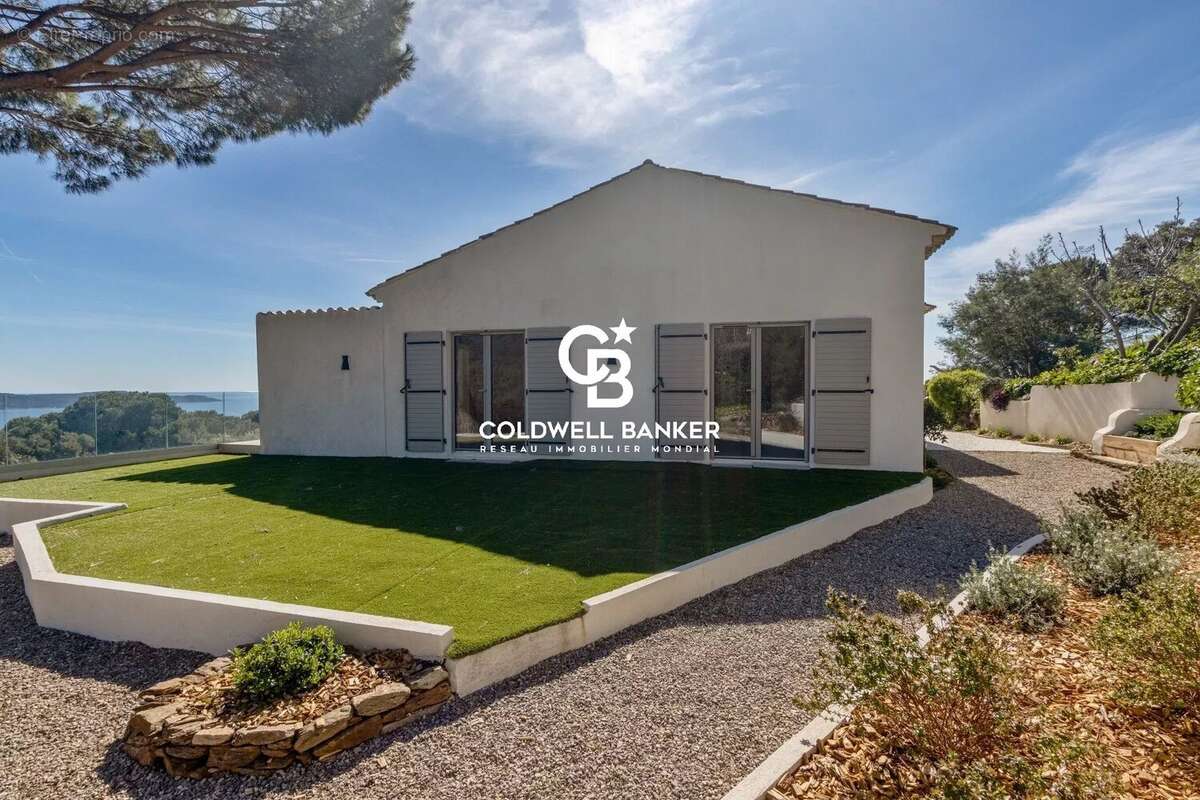 Maison à CAVALAIRE-SUR-MER