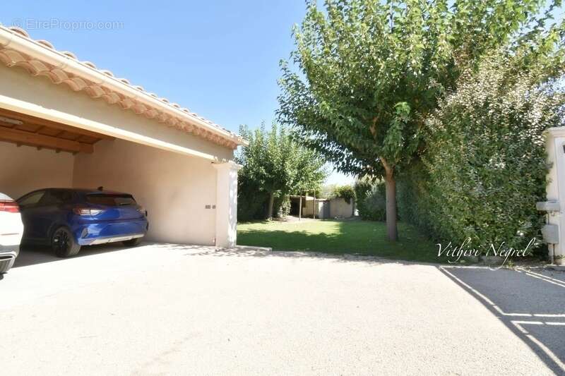 Maison à vendre 5 pièces, MOURIES (13) - photo 16