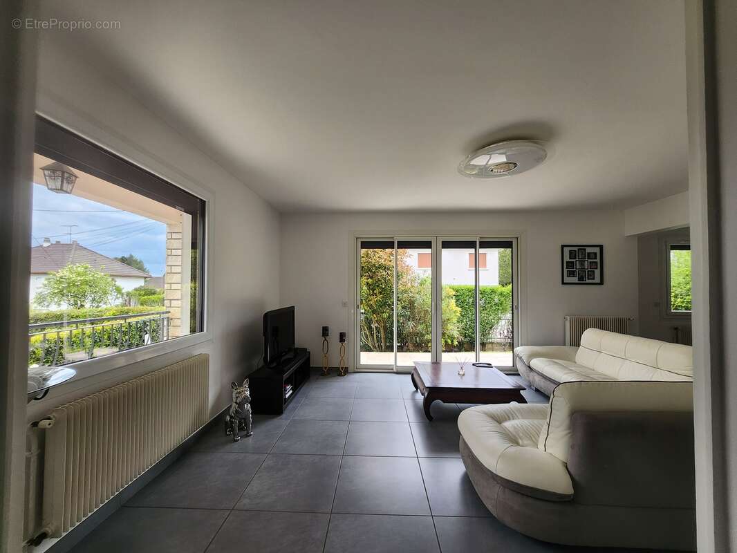 Maison à RILHAC-RANCON