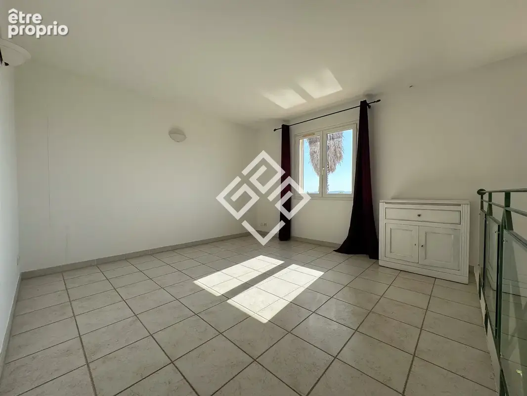 Maison de prestige- 205 m2- 5 pièces - photo 24