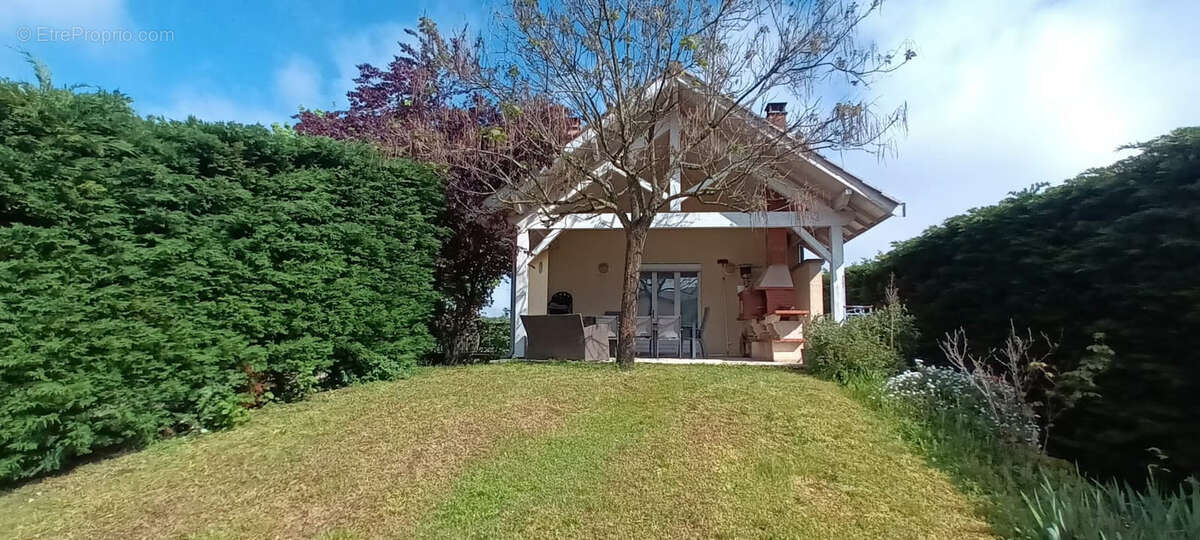 Maison à VILLEMOIRIEU