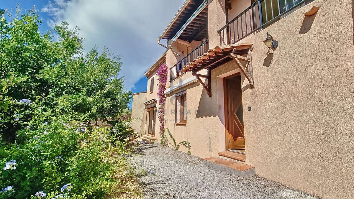 Maison à FREJUS