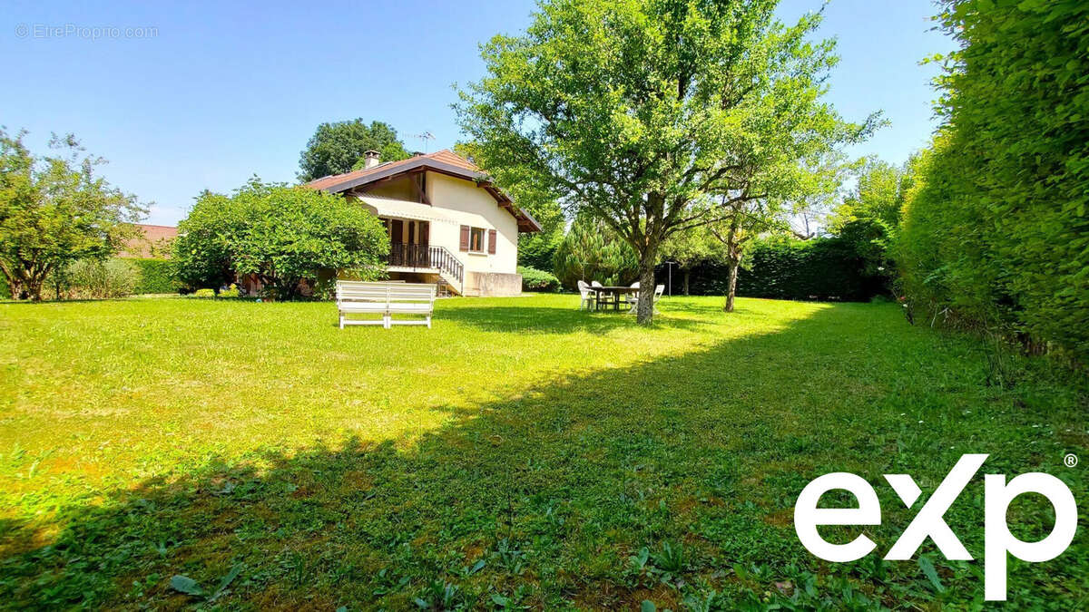 Maison à VETRAZ-MONTHOUX