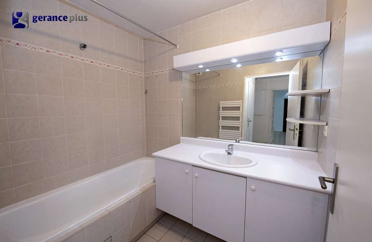 Appartement à CHATILLON