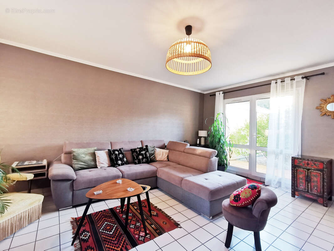 Maison à SAINTE-SAVINE