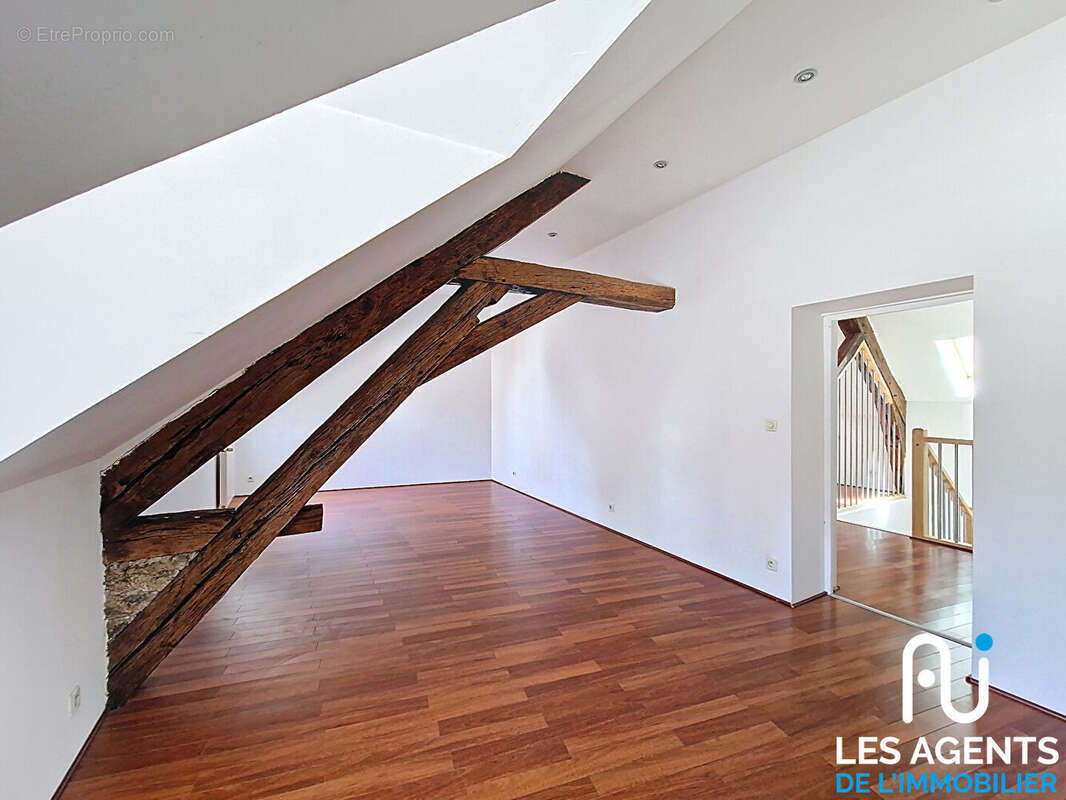 Maison à MEUNG-SUR-LOIRE