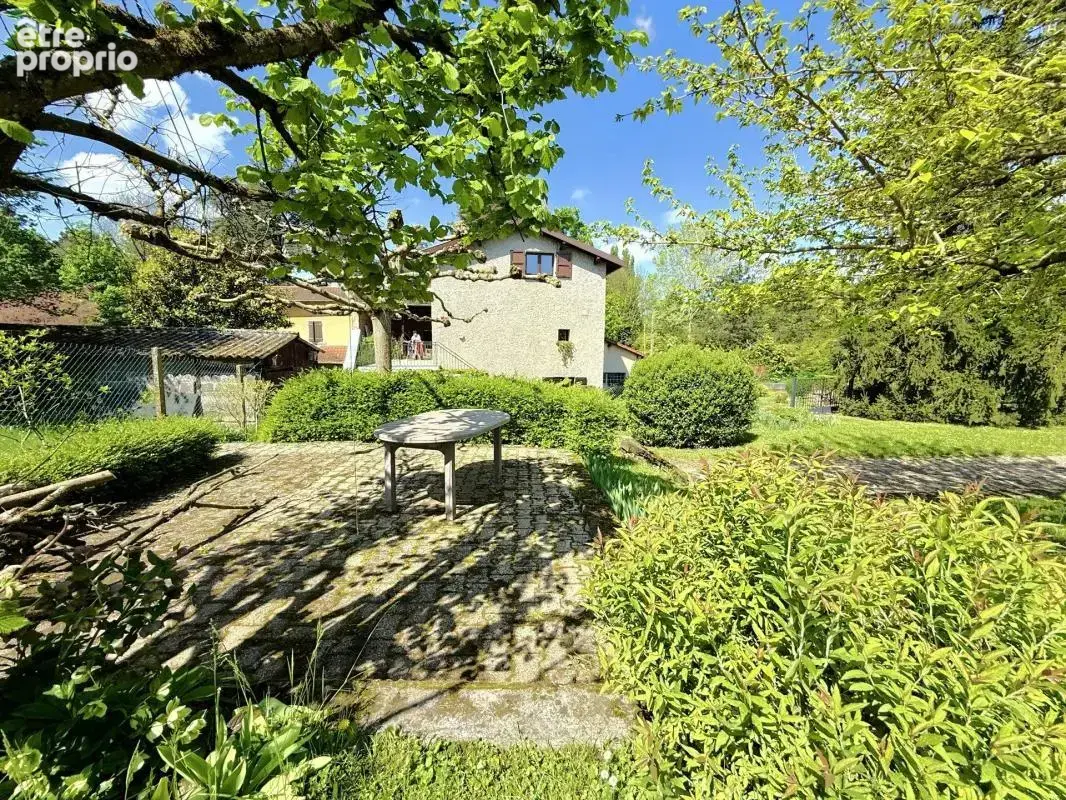 Maison de 118 m² - 4 pièces - SAINT GENIS LAVAL - photo 21