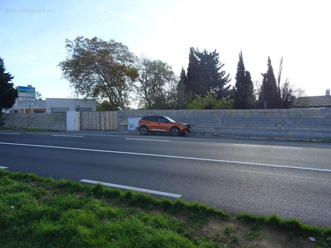 Terrain à LEZIGNAN-CORBIERES