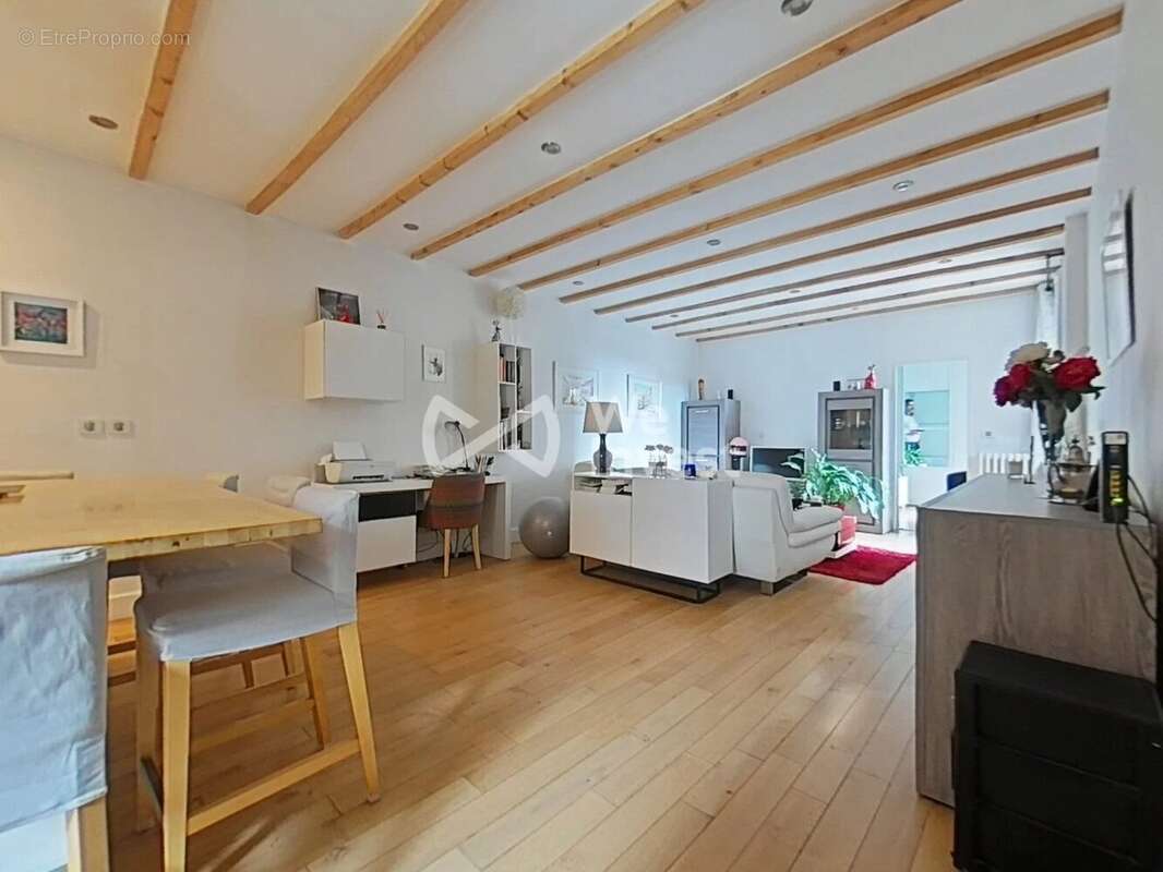 Appartement à COLOMBES
