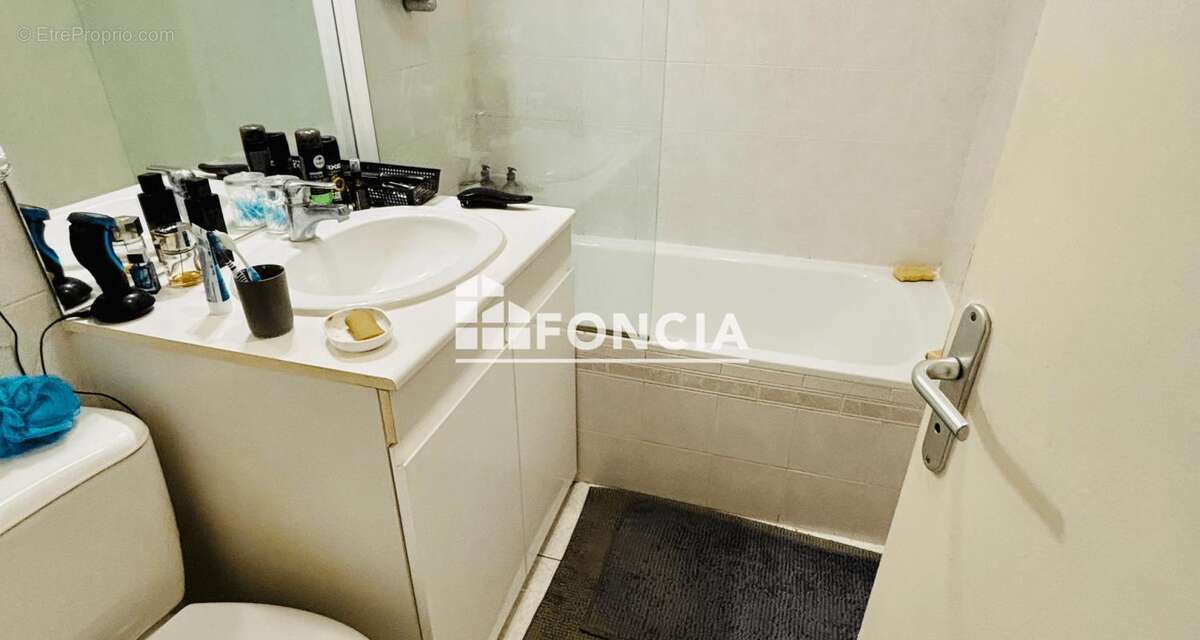 Appartement à HYERES