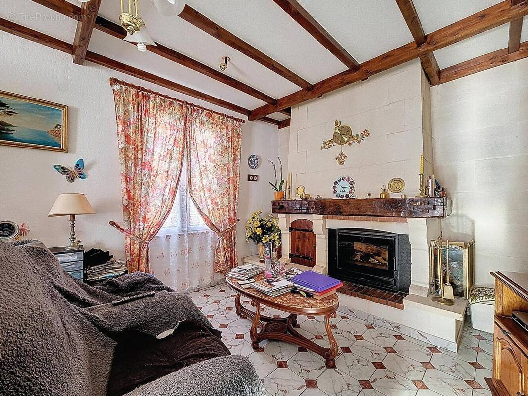 Photo 1 - Maison à SALLEBOEUF