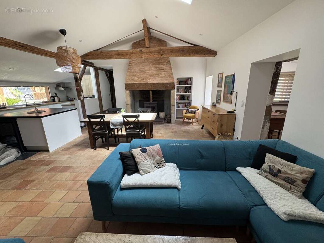Maison à PARENTIS-EN-BORN
