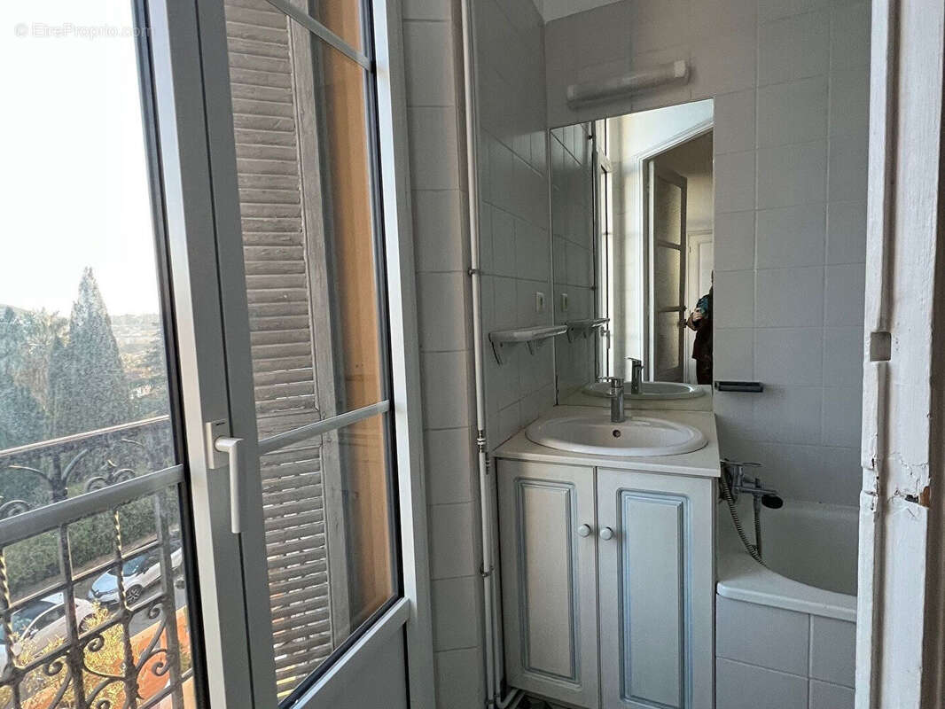 Appartement à HYERES