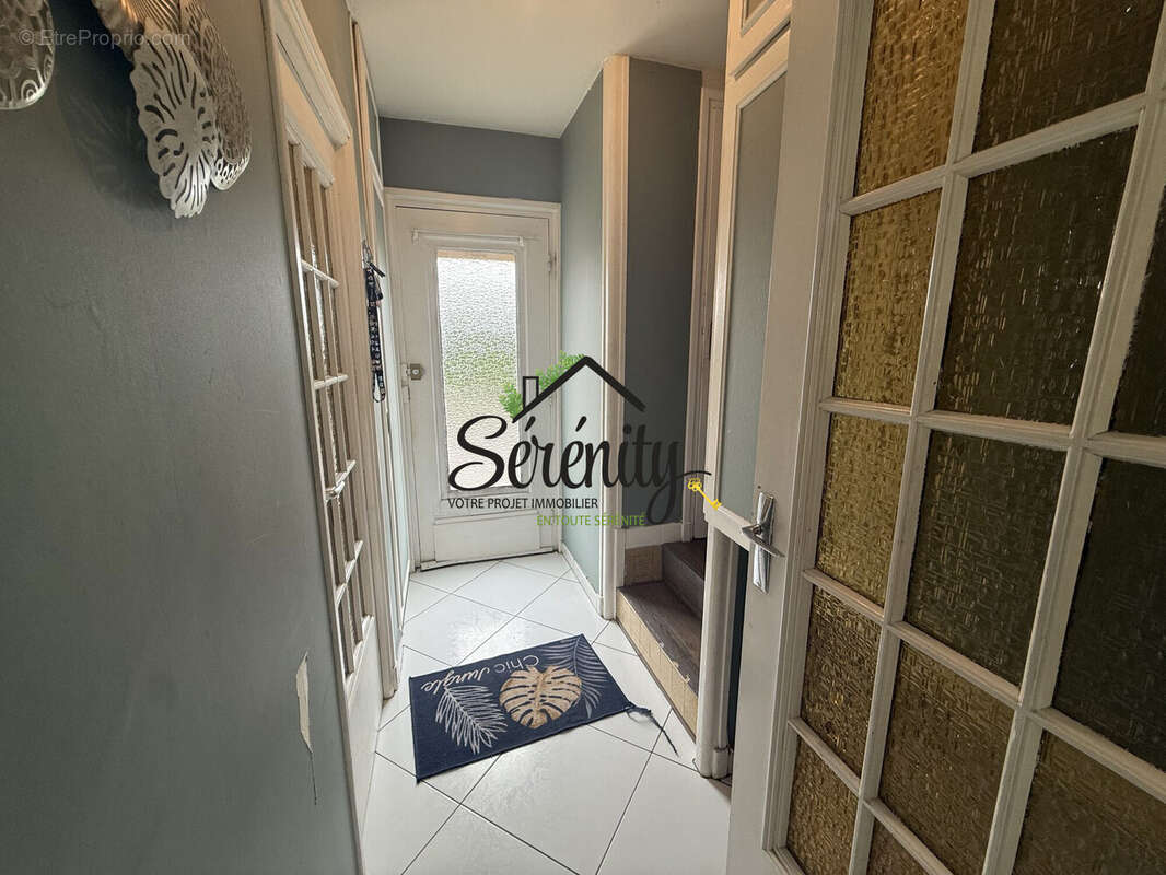 Maison à DOUCHY-LES-MINES