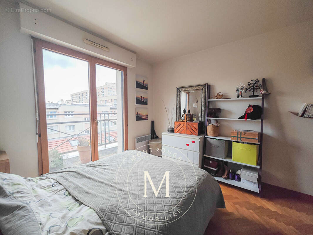 Appartement à MONTROUGE