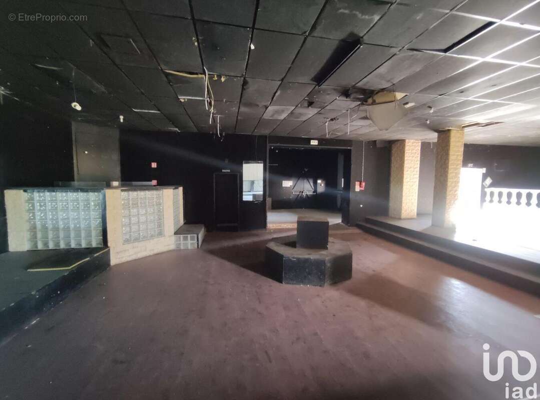 Photo 7 - Commerce à SAINT-GERMAIN