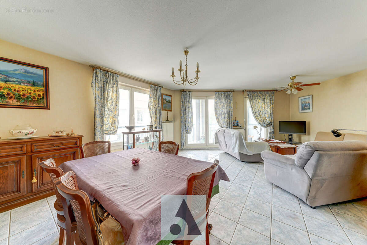 Appartement Lyon 8e - Monplaisir - T4 de 83m² - photo 4