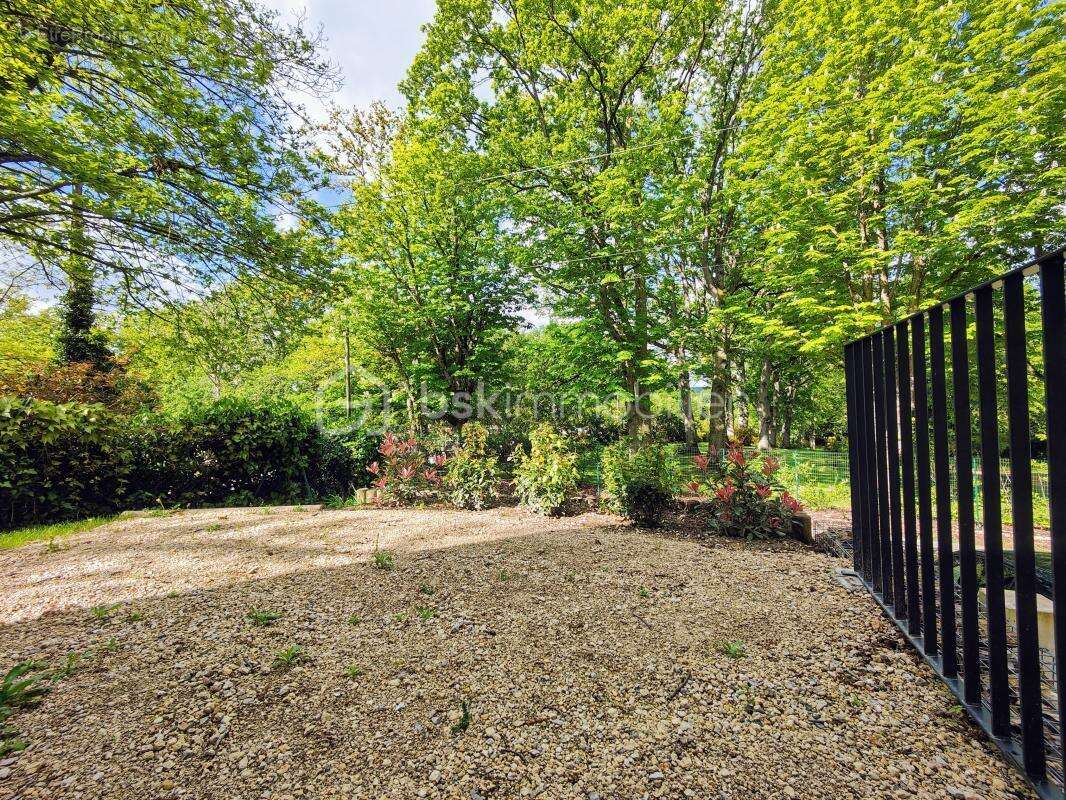 Maison à JOUARS-PONTCHARTRAIN