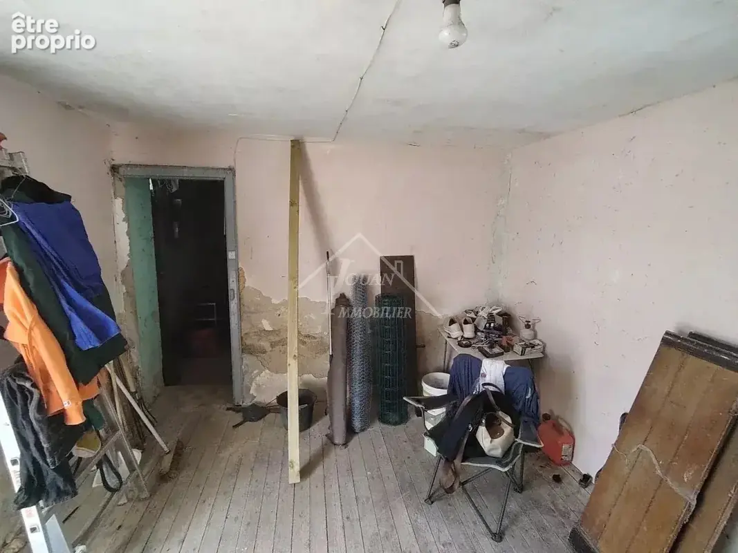 Petite maison à rénover au Donjon - photo 4