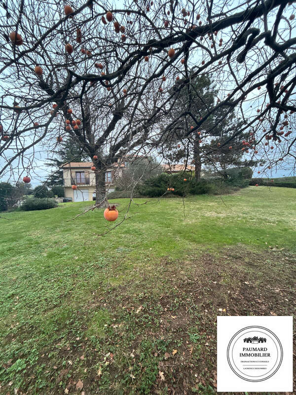 Maison à GRANGES-LES-BEAUMONT