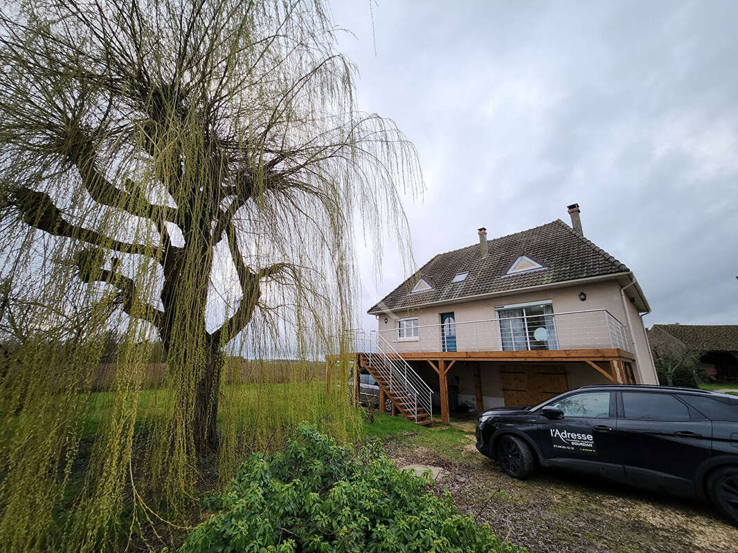 Maison à DOURDAN