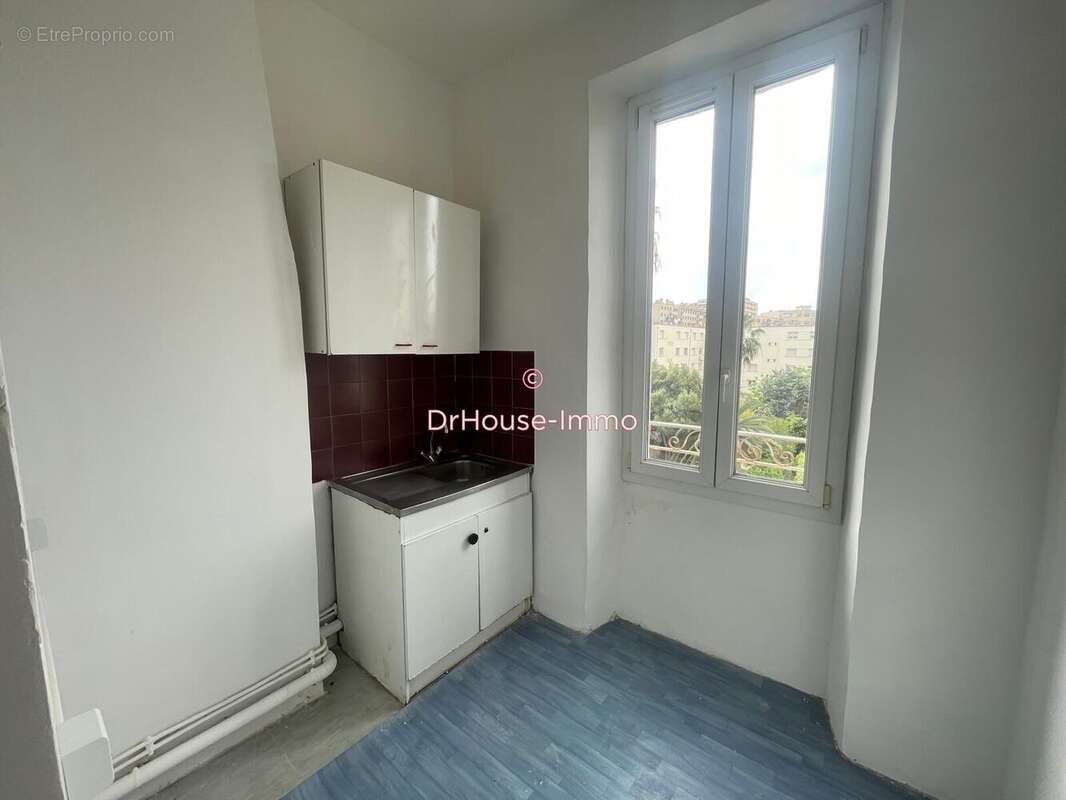 Appartement à MARSEILLE-8E