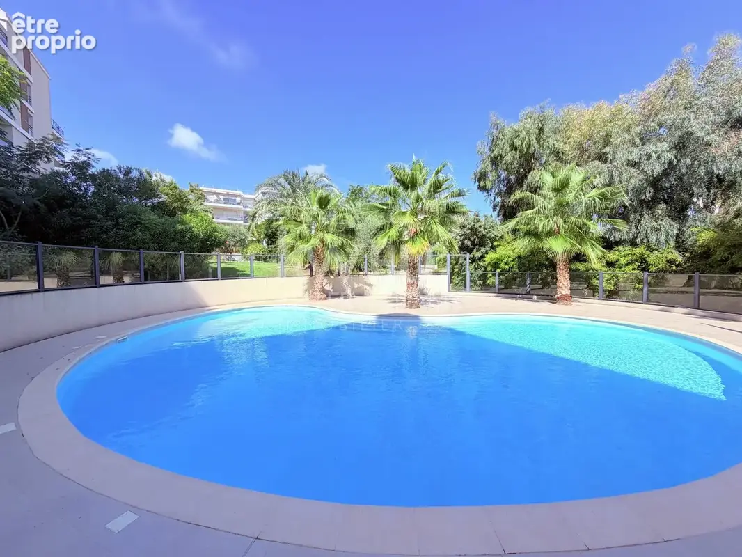 Appartement 3 pièces 59 m² à vendre à Antibes (06600) - photo 2