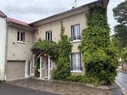 Maison à OLLAINVILLE