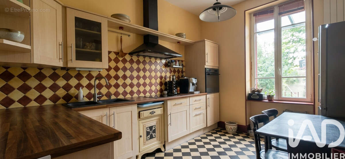 Maison 179 m² à Montlucon  - photo 5