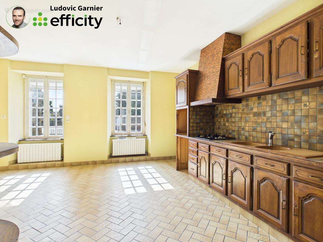 Maison 103 m² à Saint-Hilaire-Du-Harcouet  - photo 6