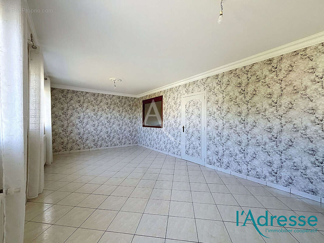 Maison Laval - photo 3