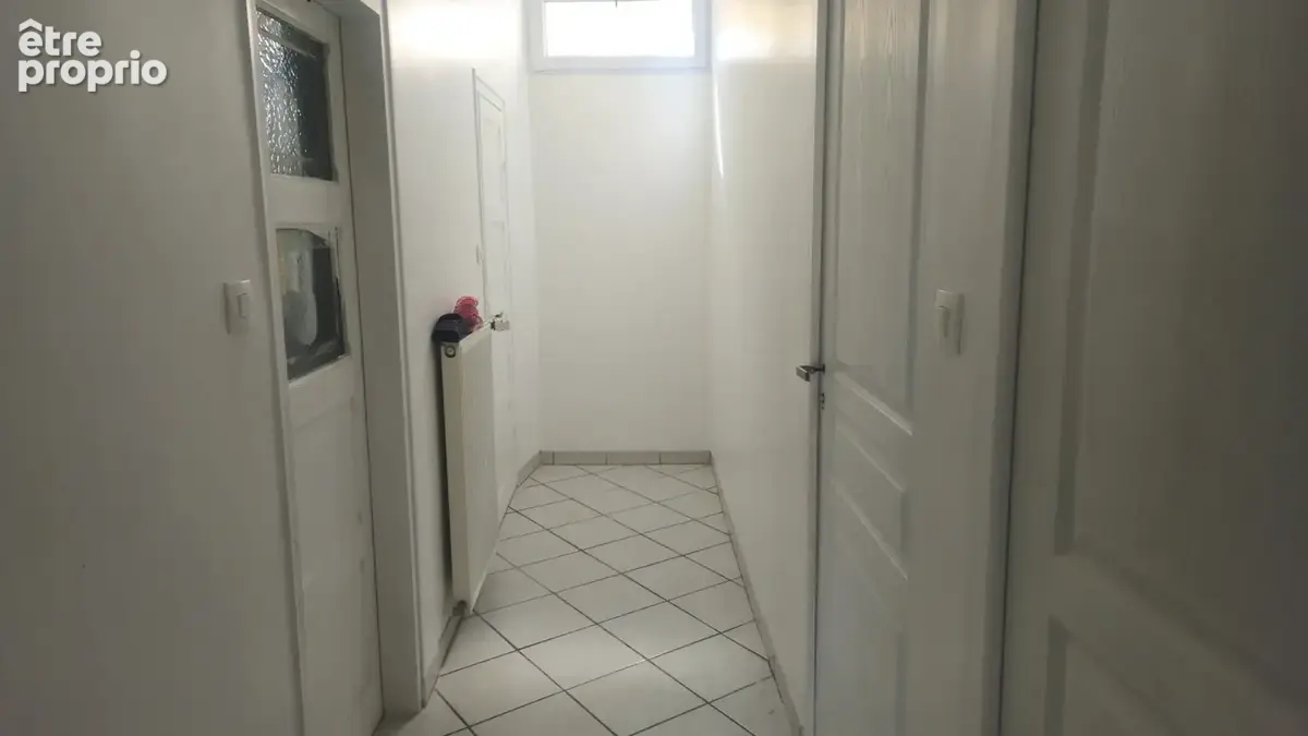 LE DORAT (87) — Maison de ville avec terrain, 4 à 5 chambres — beau potentiel, travaux à prévoir - photo 11
